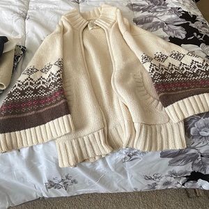 Old Navy balloon sleeve sweater